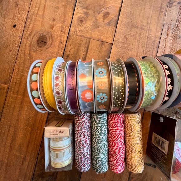 Set of Ribbons - Picture 2 of 4